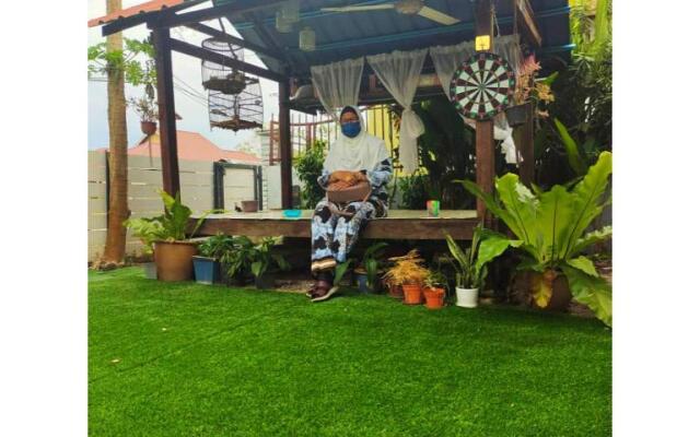 Pulai Field Aa Homestay