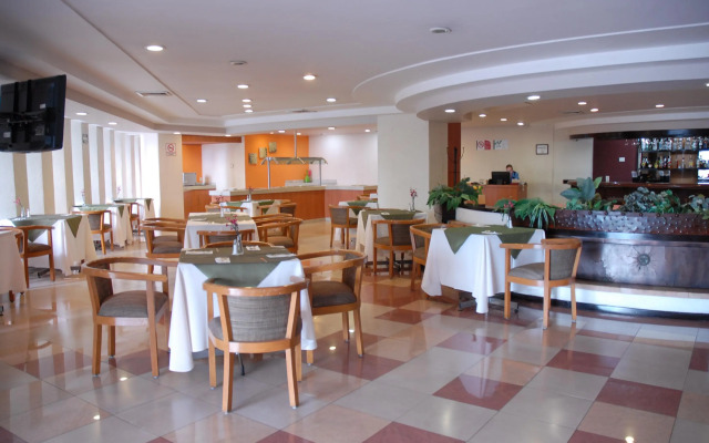 Aranzazu Plaza Kristal Aguascalientes