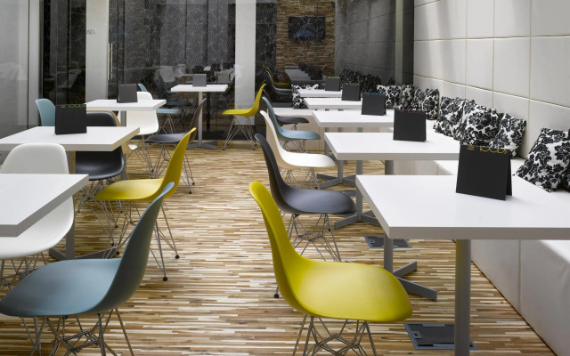 MOODs Boutique Hotel