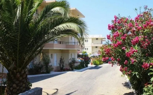 Dimitra Apartments