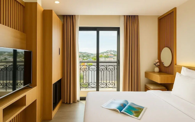 Amory Dalat Hotel