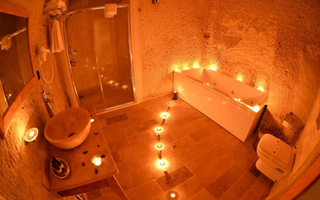 Mosaic Cave Hotel