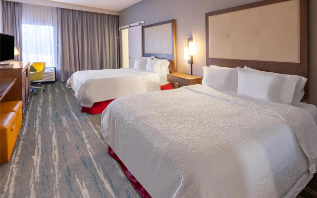 Hampton Inn Commerce