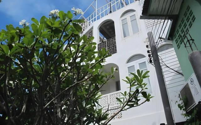 At Casa Guesthouse Amphawa