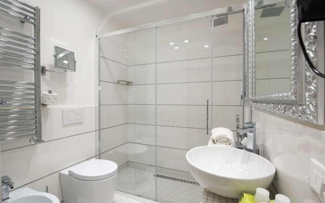 Domus Spagna Frattina Prestige Suite