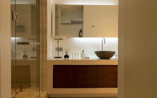 SuperNova Private Boutique Retreat Villa