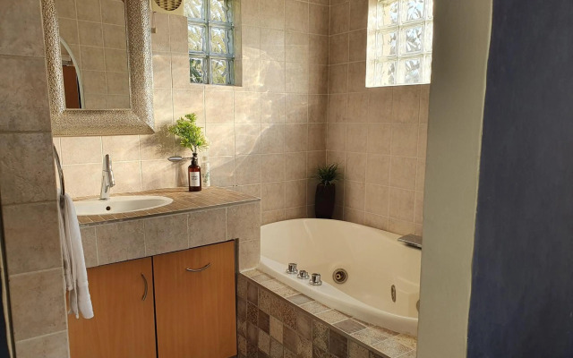 Luxury Boutique Home in Kyalami