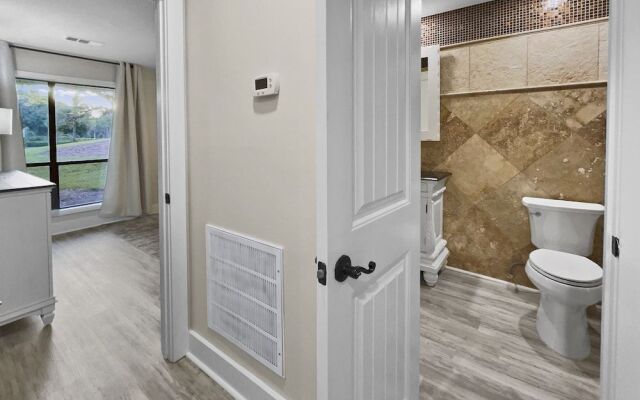 Linkside 3 Bedroom Townhouse by RedAwning