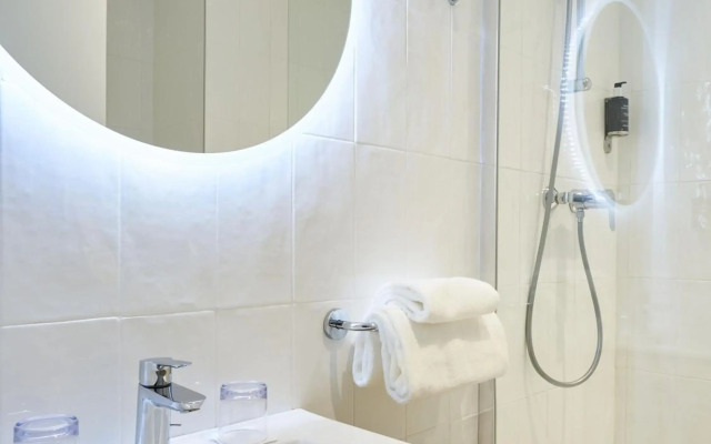Hotel Bordeaux Clemenceau by HappyCulture