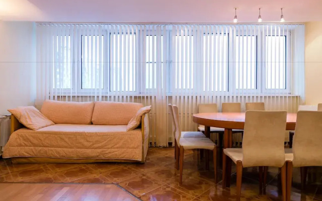 Maxrealty24 Slavyanskiy Bulvar Apartments
