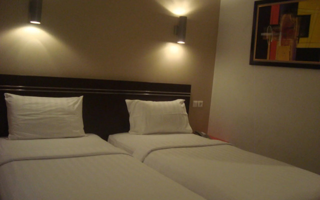 Fortune Hotel