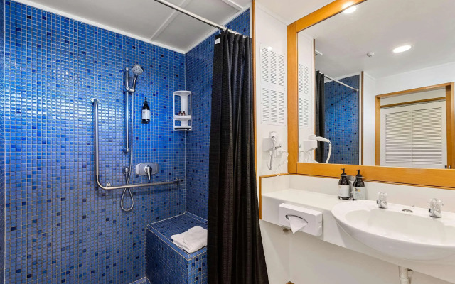 Quality Hotel Lincoln Green