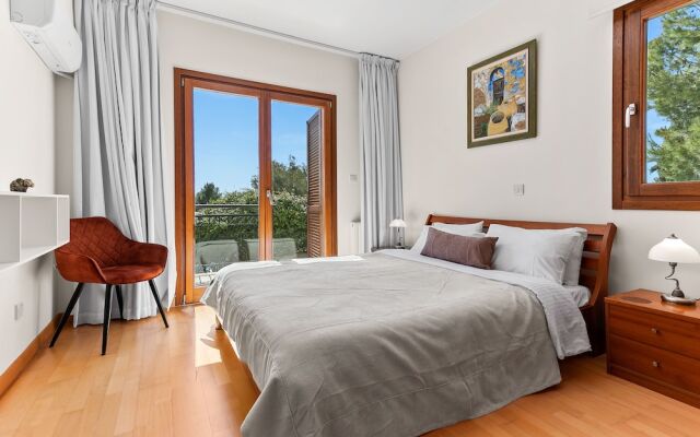 Villa Calantha 93 Aphrodite Hills