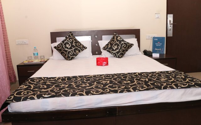 OYO 1072 Hotel Leela Classic