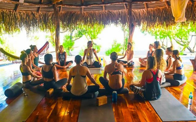 Sansara Surf and Yoga Resort - Retreat