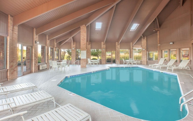 Baymont By Wyndham Port Huron