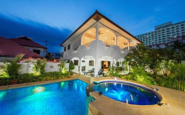 Royal Park Pool Villa Pattaya