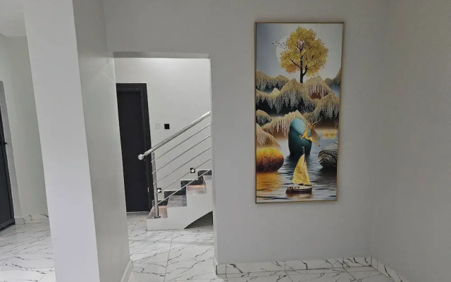 Anibex Luxe