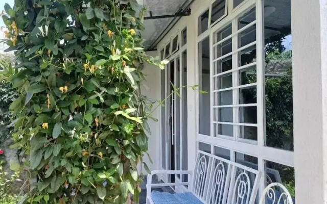 Rofty Vacation Home Utawala