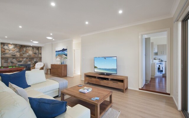 Whispering Sands at Corlette - 2