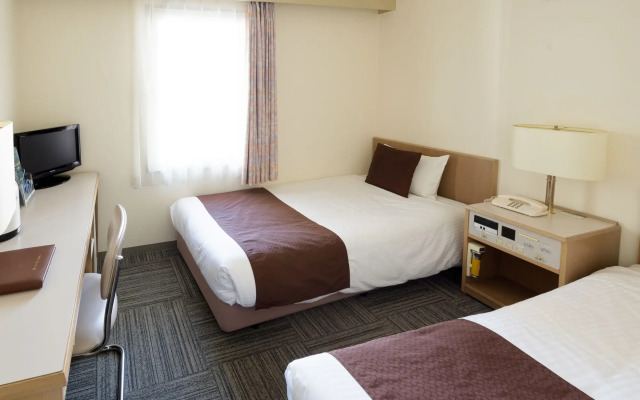 Shin Osaka Sunny Stone Hotel