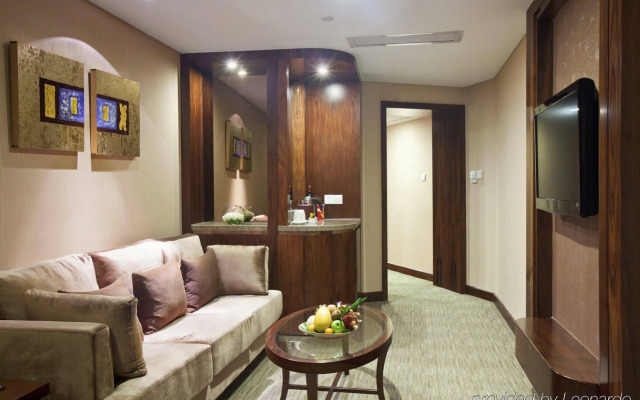 Crowne Plaza Nanjing Hotel & Suites