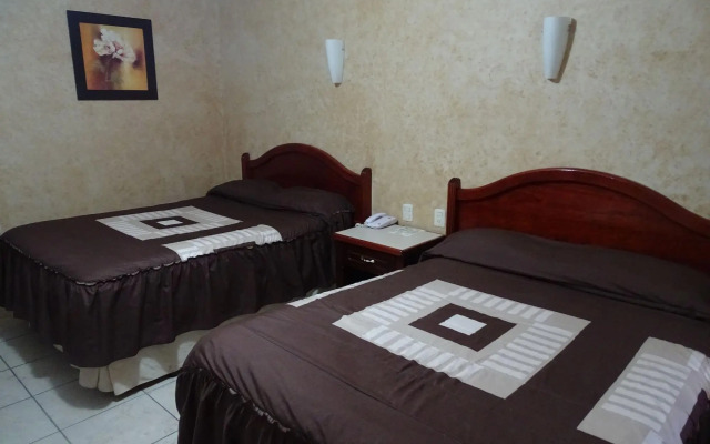 Hotel & Suites Marrod
