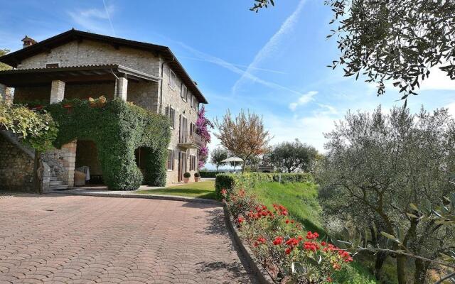 Apartment With Pool Ai Pignoi Ground F