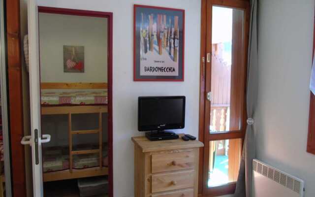 Lou Services Apartment CHAV43 LSI 001