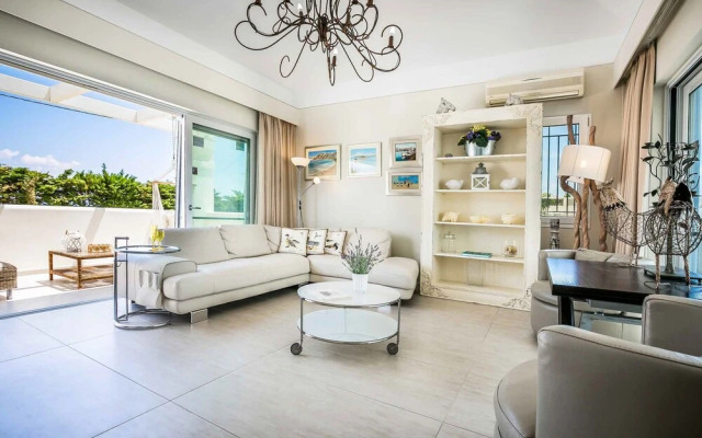 Ai Helis Beach House