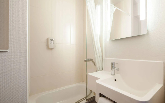 B&B HOTEL Creil Chantilly