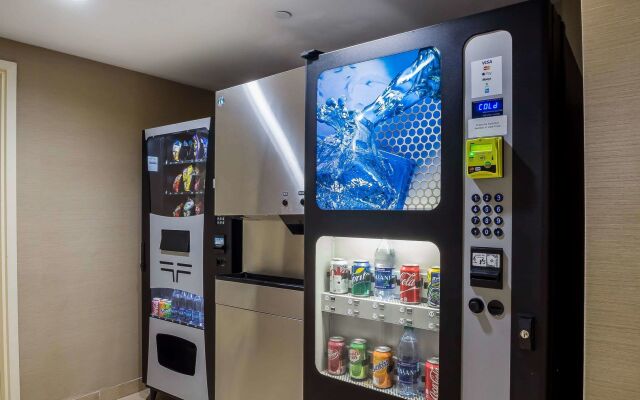 The Staten Island Inn