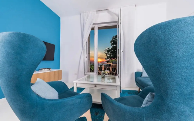 Aquamarine The Sea View Apartment