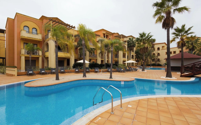 The Residences at Victoria	