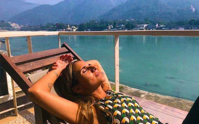 Yog Niketan by Sanskriti