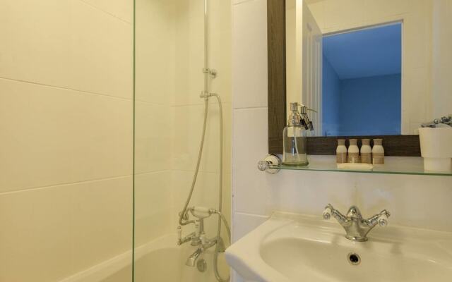 Stunning 2BR Flat Near Burgess Park W/garden