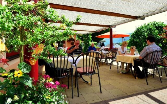 Gasthaus-Gostišče-Trattoria Ogris