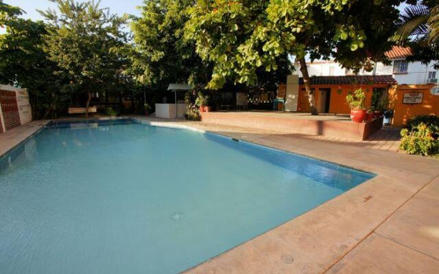 Condo Hotel Los Girasoles