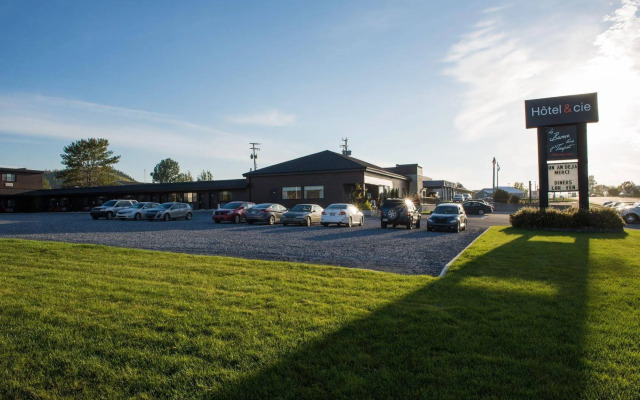 Hôtel & cie