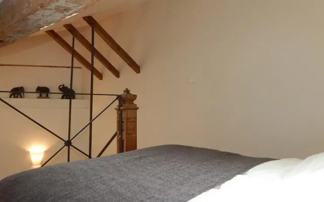 Apartment Paris-Boetie