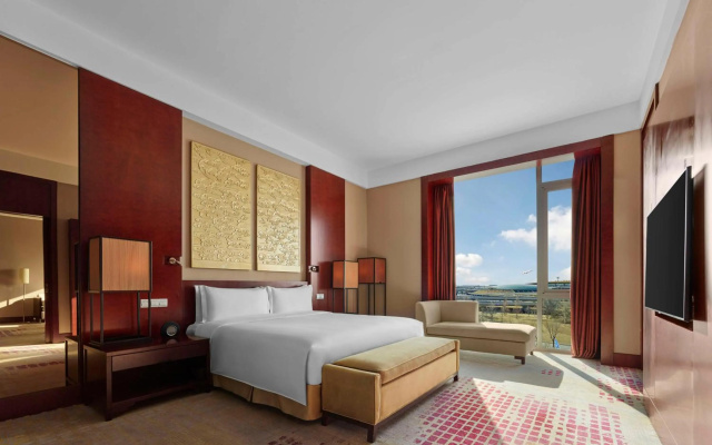 Cordis, Beijing Capital Airport by Langham Hospitality Group - Image 7