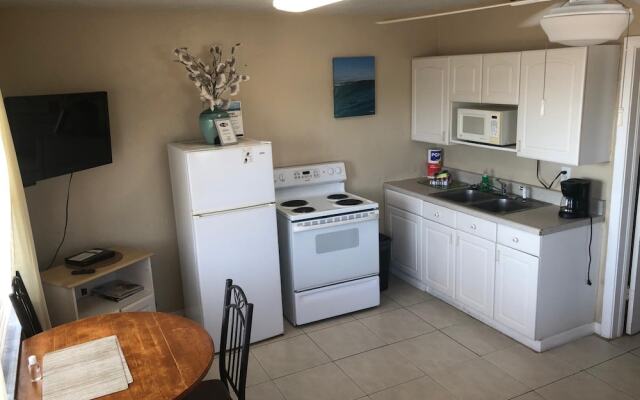 Misty Isles Redington Beachfront Suites 3 and 4