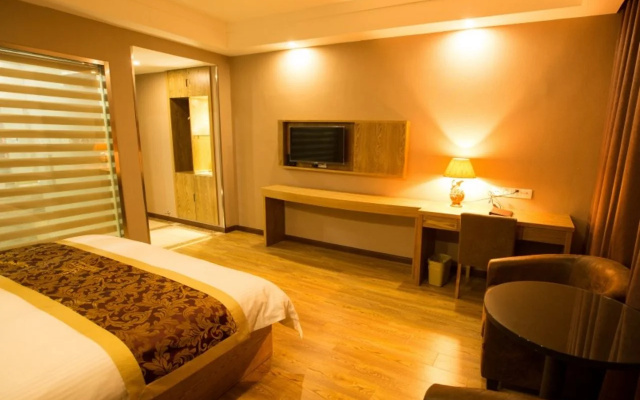 GreenTree Inn Nantong Huida Square Yuejiang Road Express Hotel