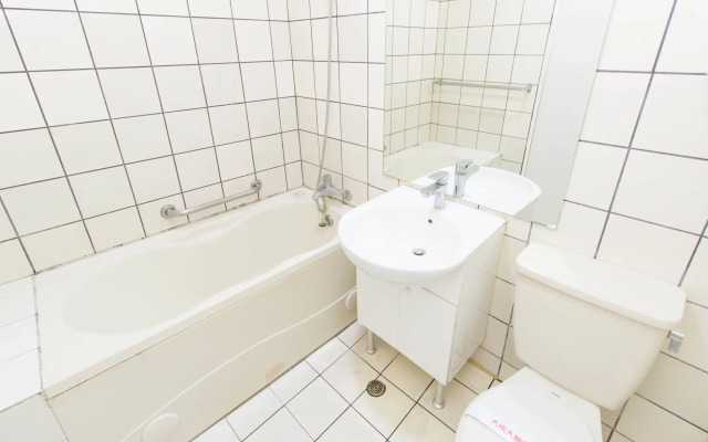 Day Chen Hotel