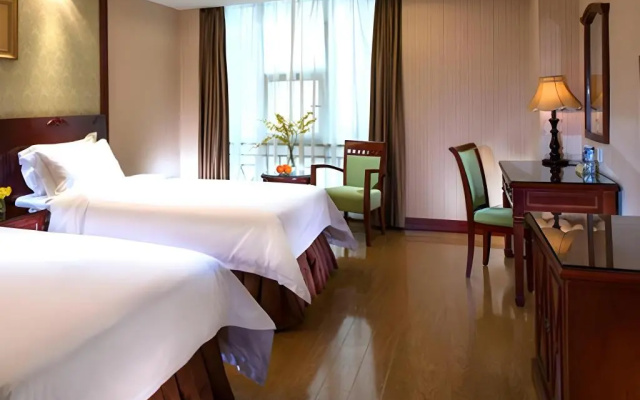 Vienna International Hotel (Shenzhen Shuanglong Subway Station) – Guest Rooms – Shenzhen