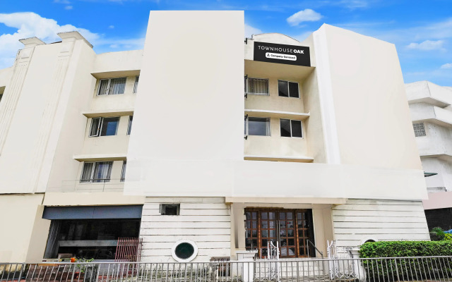 Super Townhouse Oak Vashi