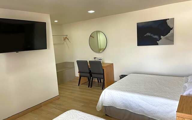 Hotel Plaza OSCARCEL