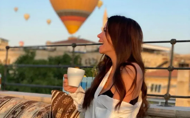 Caravanserai Inn Hotel