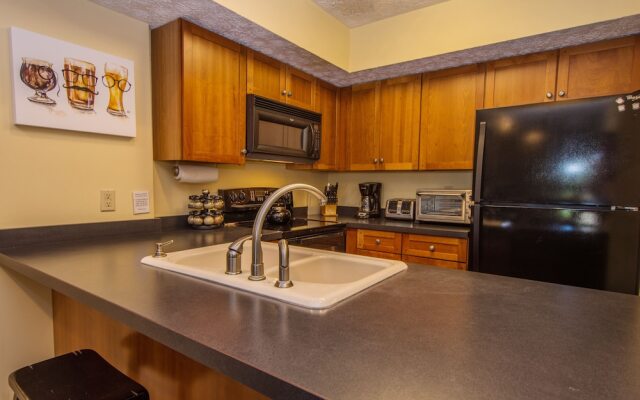 Hook, Wine & Sinker 2 Bedroom Townhome