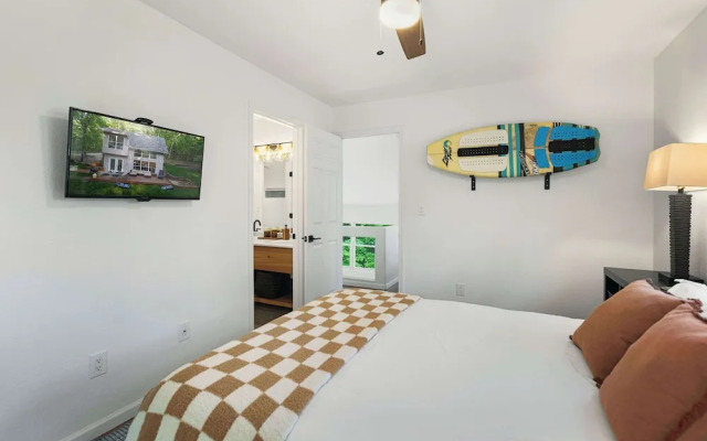 Treehouse LOZ Seclusion for 6!